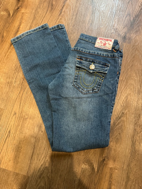 True Religion Denim - True Religion Women’s Low Rise Straight-Leg Jeans with Contrast Stitching